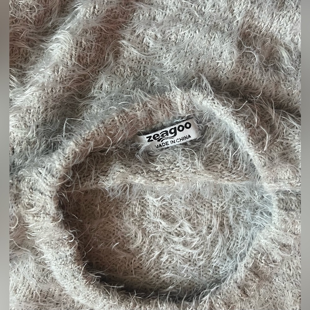 Fuzzy Sweater - Picture 4 of 4